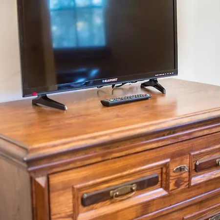 Bed and Breakfast Dwor Kociolek *