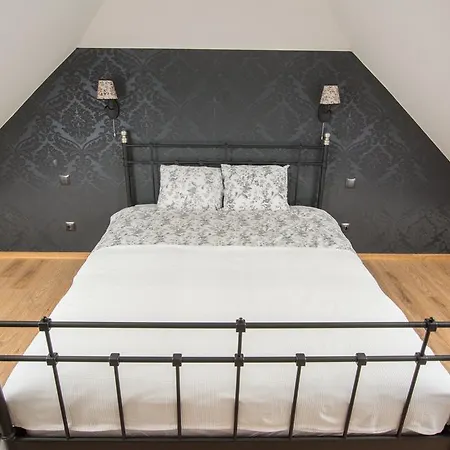 Dwor Kociolek * Dobczyce