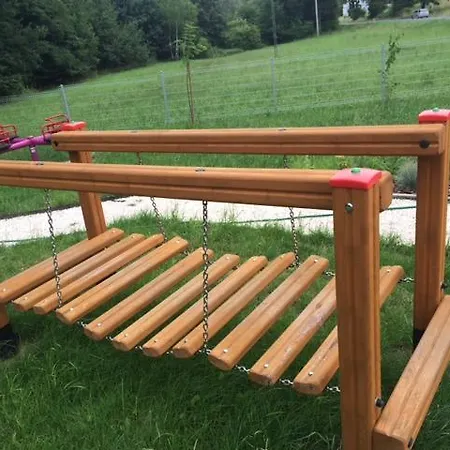 Dwor Kociolek Bed and Breakfast