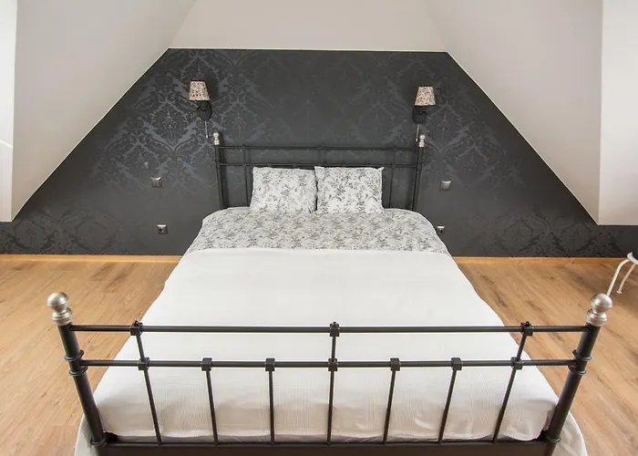 Dwor Kociolek * Dobczyce